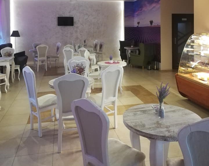 Kafejka " W I K - M A R"