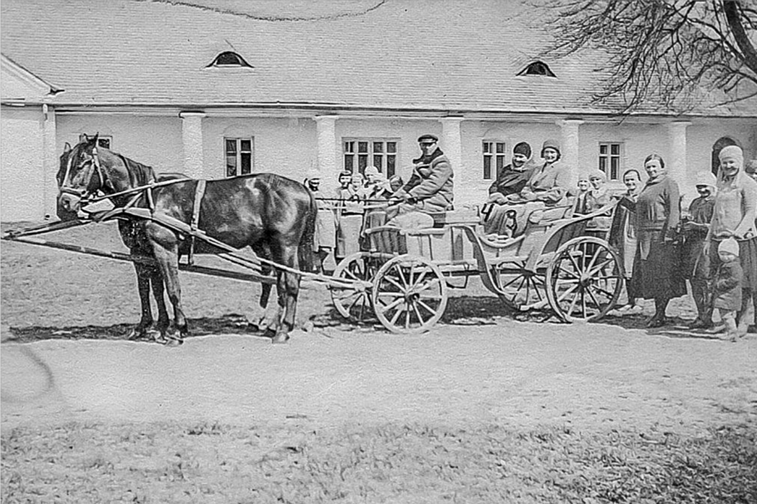 Z Wandą Popławską po starym Sitnie - 2