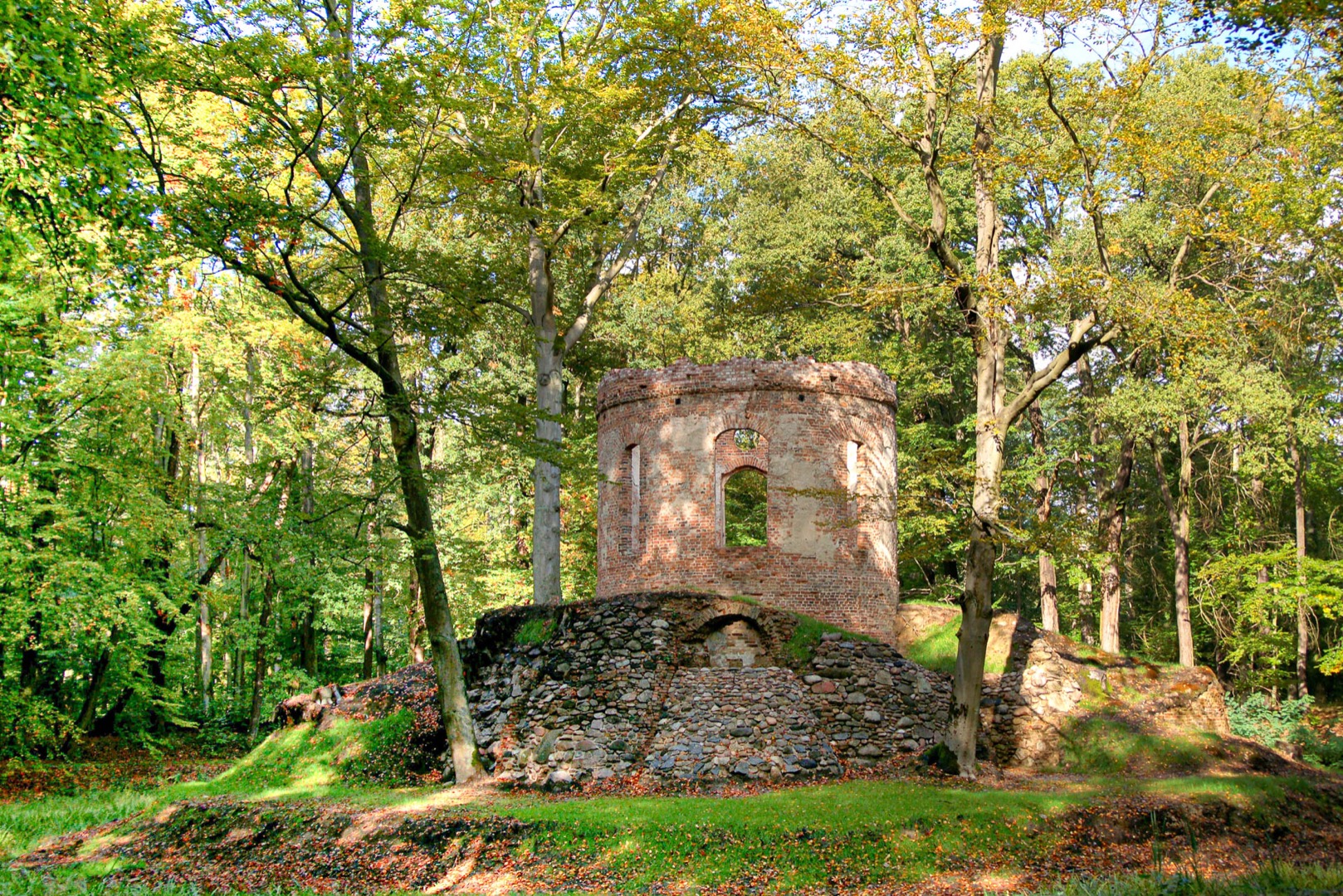 Wyprawa po zabytkowym parku w Pokoju - 2
