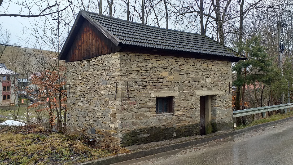 Z szumem wodospadu po Kacwinie - 2