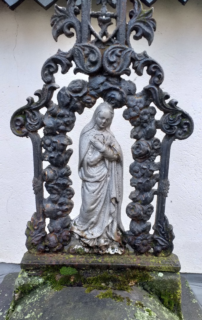 Z szumem wodospadu po Kacwinie - 5