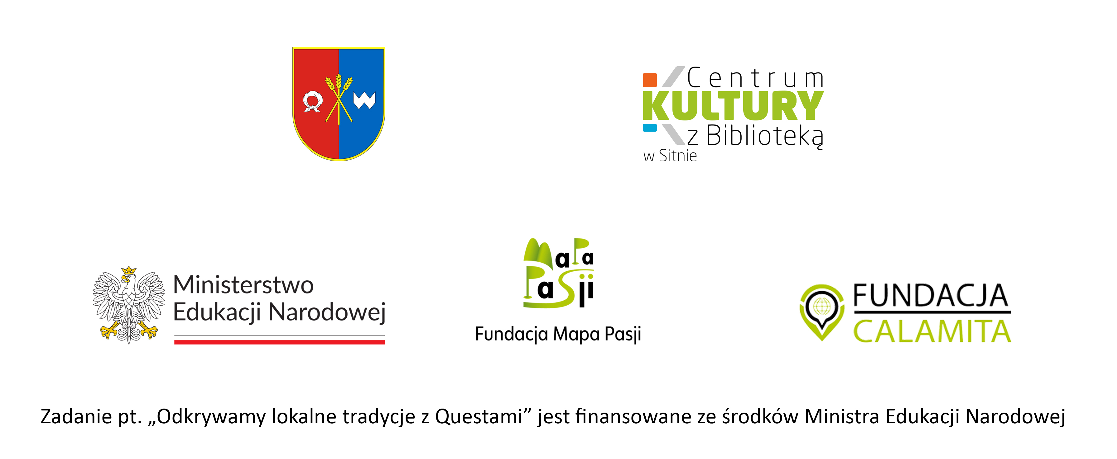 Z Wandą Popławską po starym Sitnie