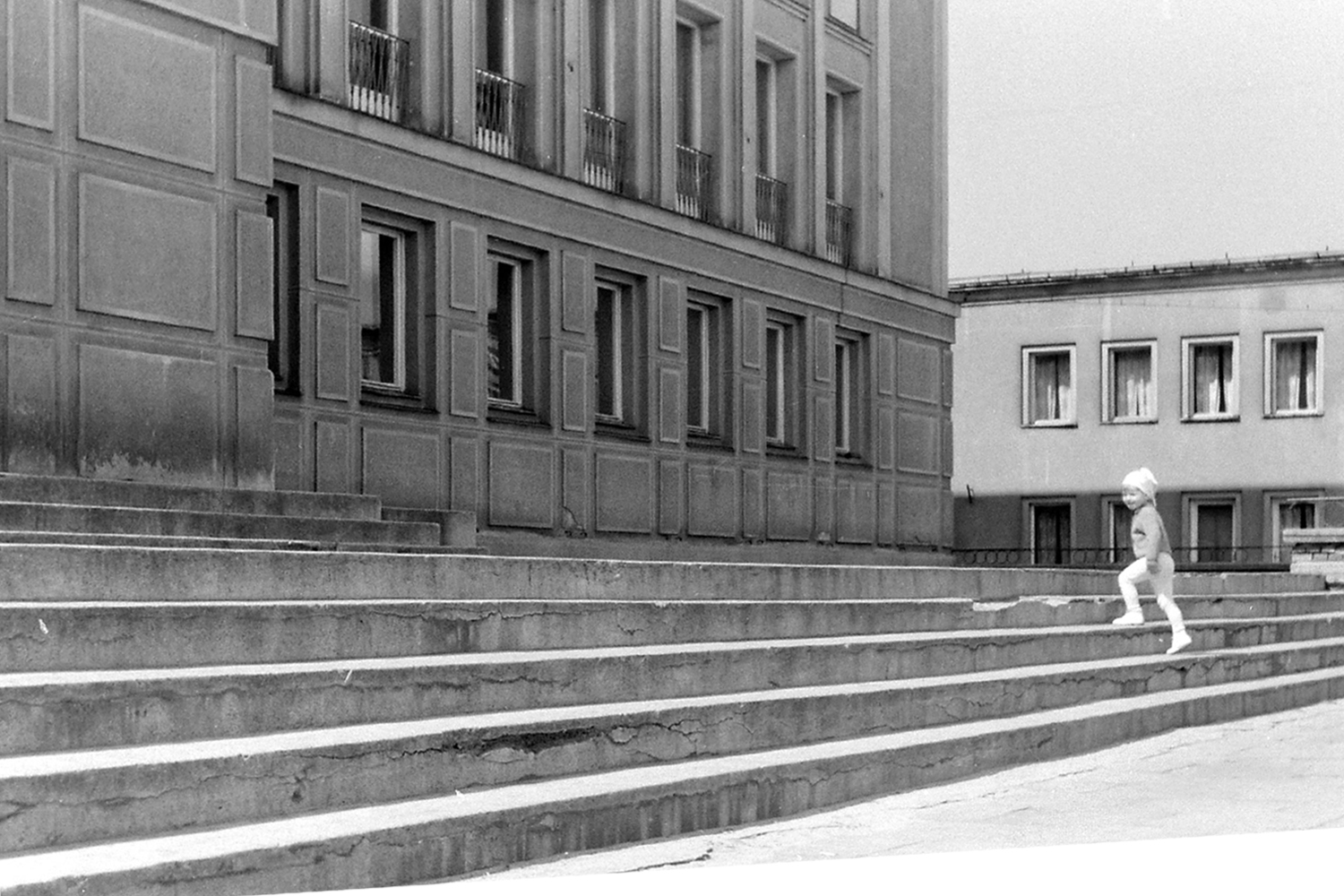 Śladami Hanny Szwemin. Socrealizm w Stalowej Woli - 1