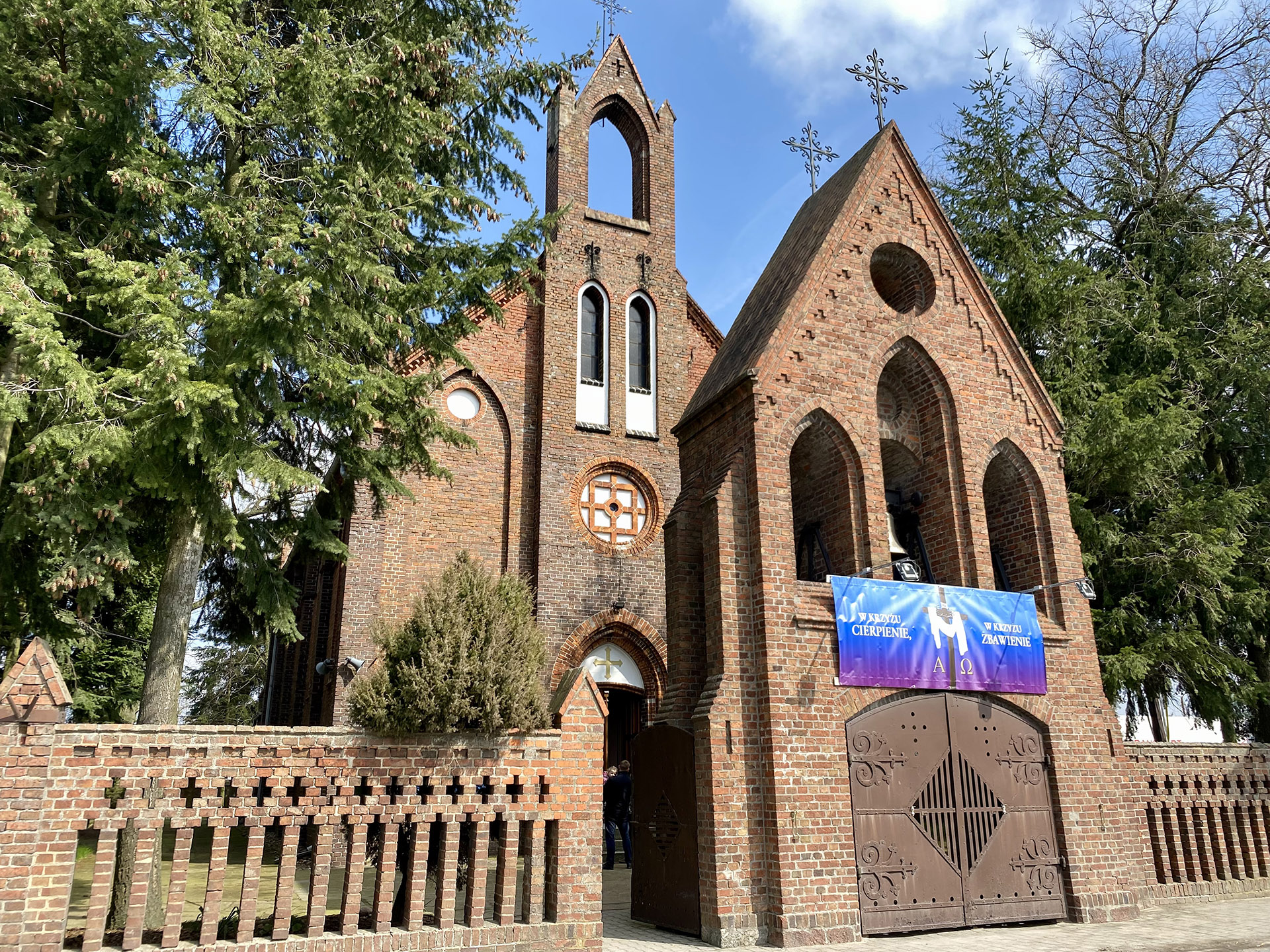 Wyprawa po Maniewie, królewsko-rycerskiej wsi - 1