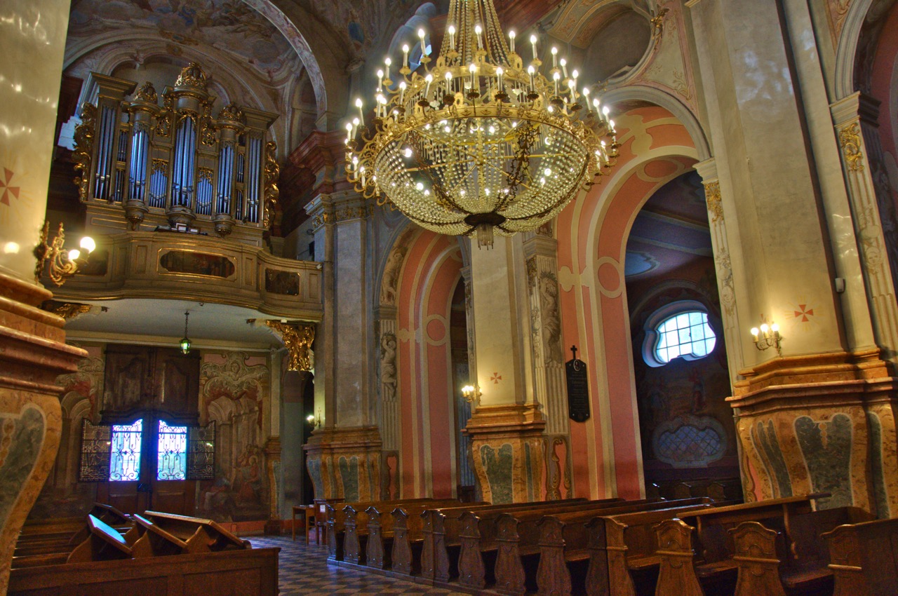 Bazylika Św. Trójcy w Kobyłce - 1