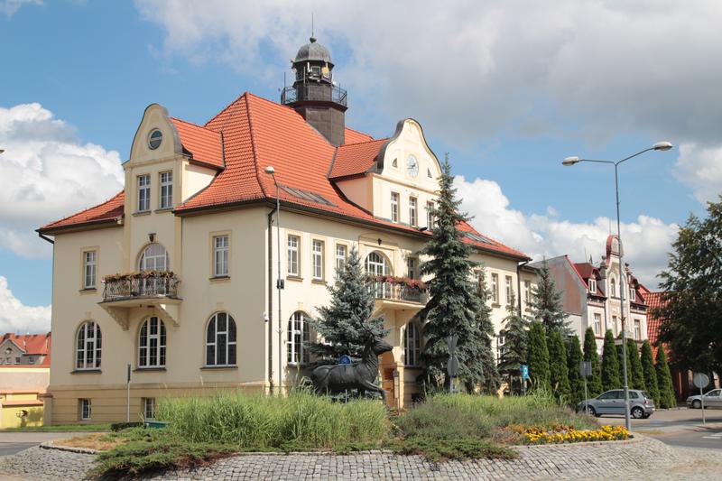 Z księdzem Patronem spacer po Złotowie - 1