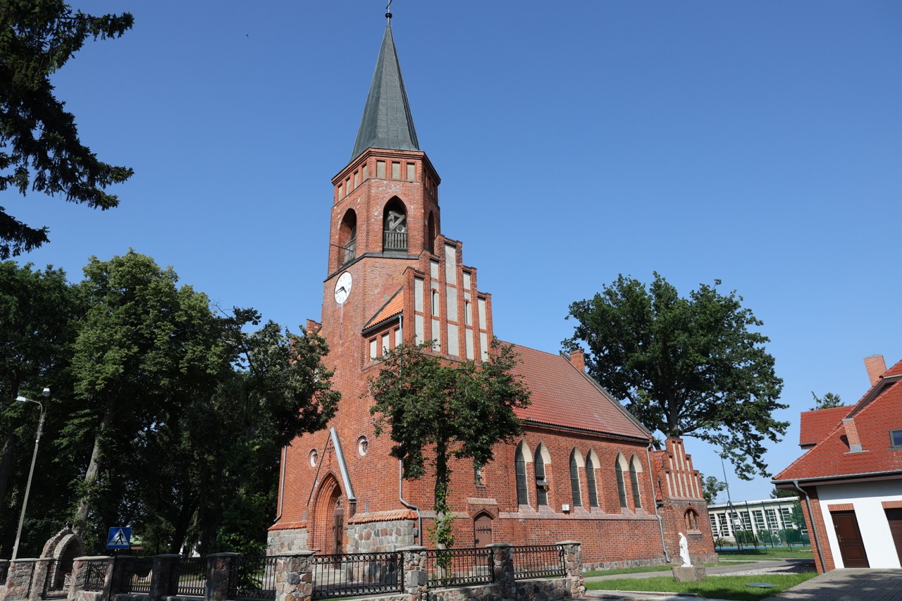Śladami przeszłości w Dziewierzewie